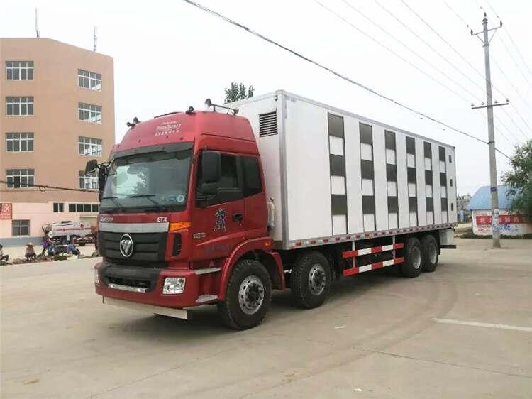 酒泉地区多功能猪仔运输车报价 9米6厢长专业猪仔冷藏车解析